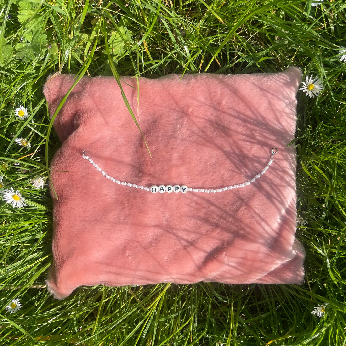 'happy' Armband weiß